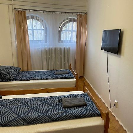 Szimpla Apartman Apartment มิชโคลซ์ ภายนอก รูปภาพ