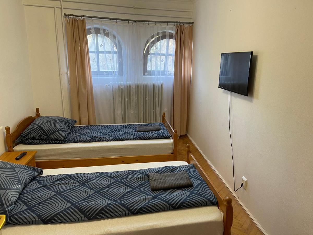 Szimpla Apartman Apartment มิชโคลซ์ ภายนอก รูปภาพ